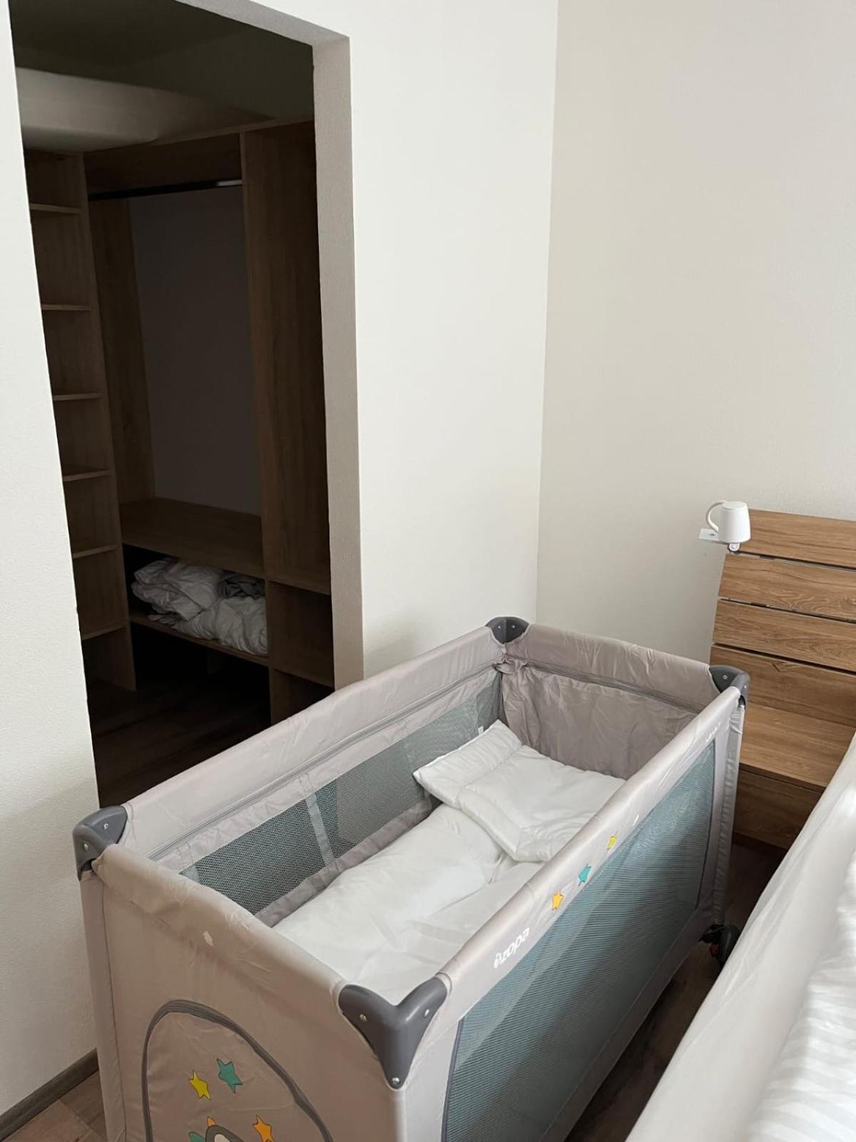 Novy Apartman V Arealu Wellness Hotelu Frymburk Exterior photo